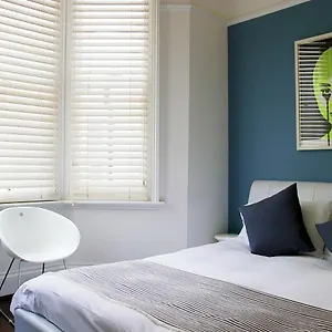 Nineteen Hotel